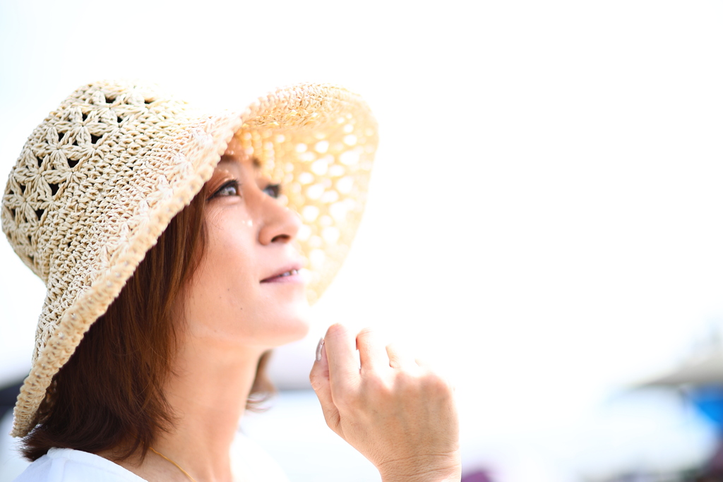 夏の空の下で