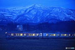 始発電車