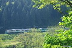 二本木駅に向かってます。