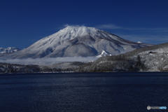 冬景色の黒姫山