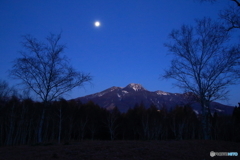 夜明け前の妙高山