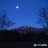 夜明け前の妙高山