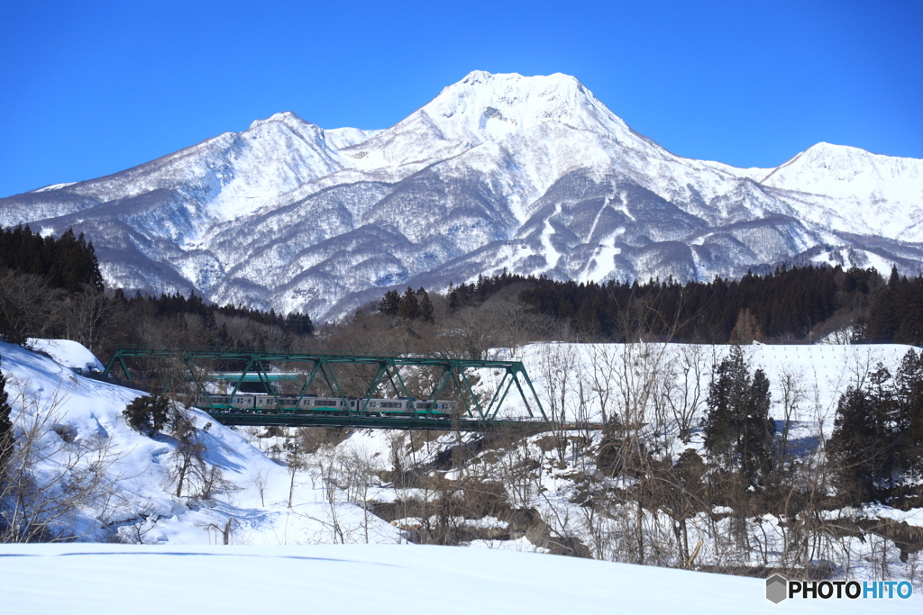 名峰の里