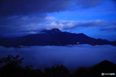 夜明け前