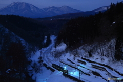 始発電車