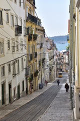 美しい坂道(首都リスボンの風景④)