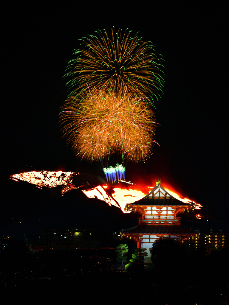 若草山焼きと花火➌