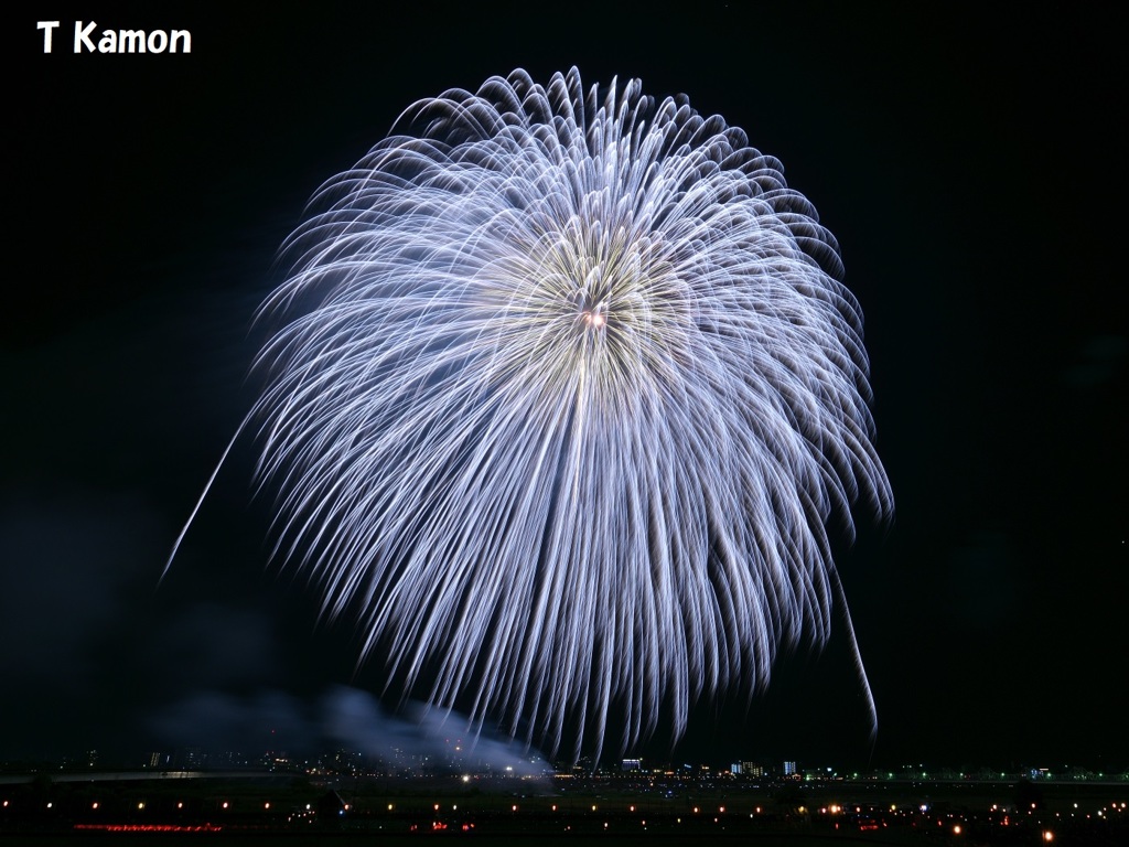 単打ち花火が基本～2年目を迎え