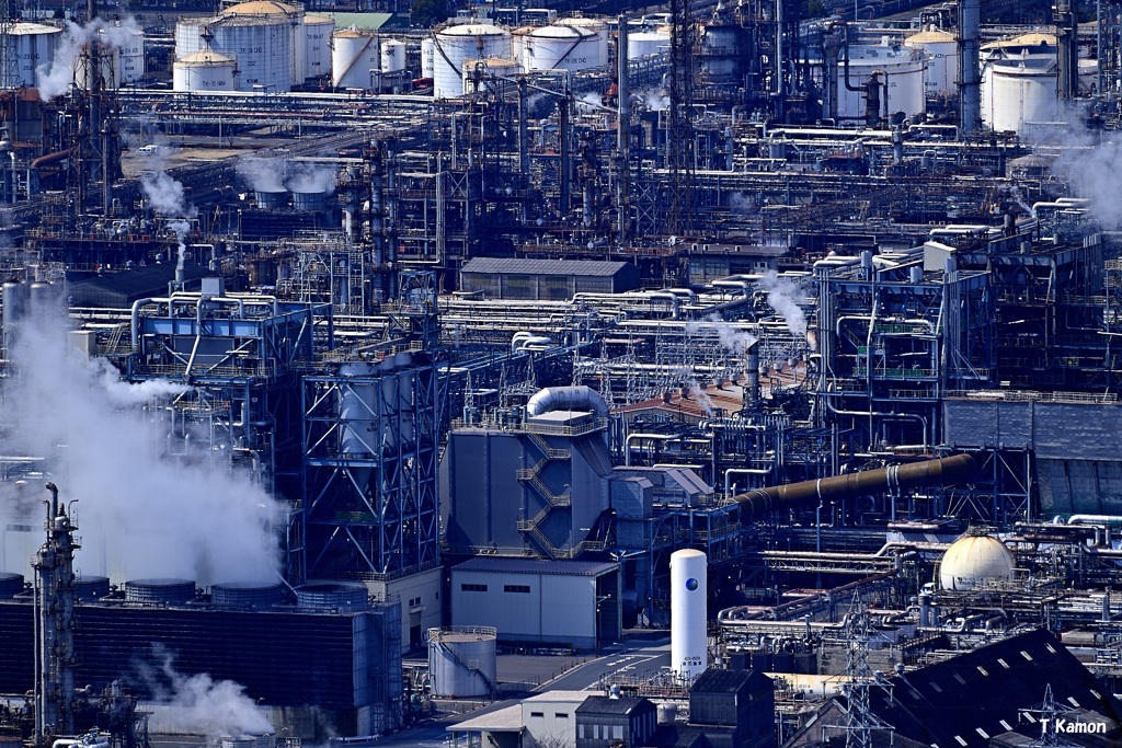 工場　昼景色