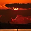 雲間に沈む太陽
