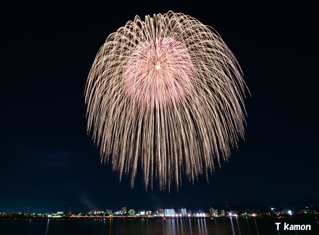 2尺玉～昇曲導付 橙色点滅芯綿冠