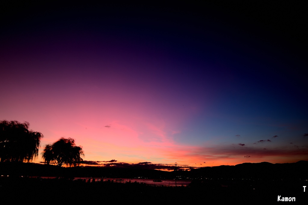 諏訪湖の夕景