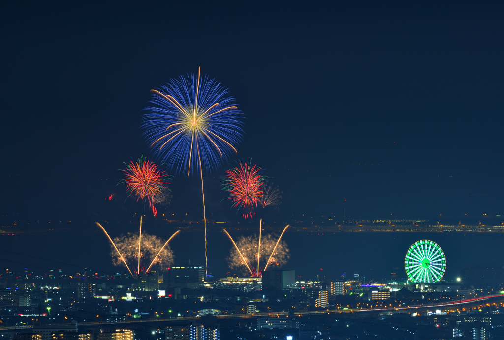 大阪湾りんくう芸術花火⑤ by かもんチャン （ID：12082497） - 写真共有サイト:PHOTOHITO