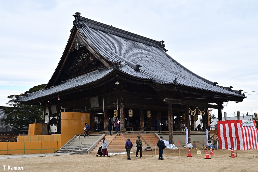 祭りの前の静けさ