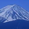 河口湖大橋の上から見た山