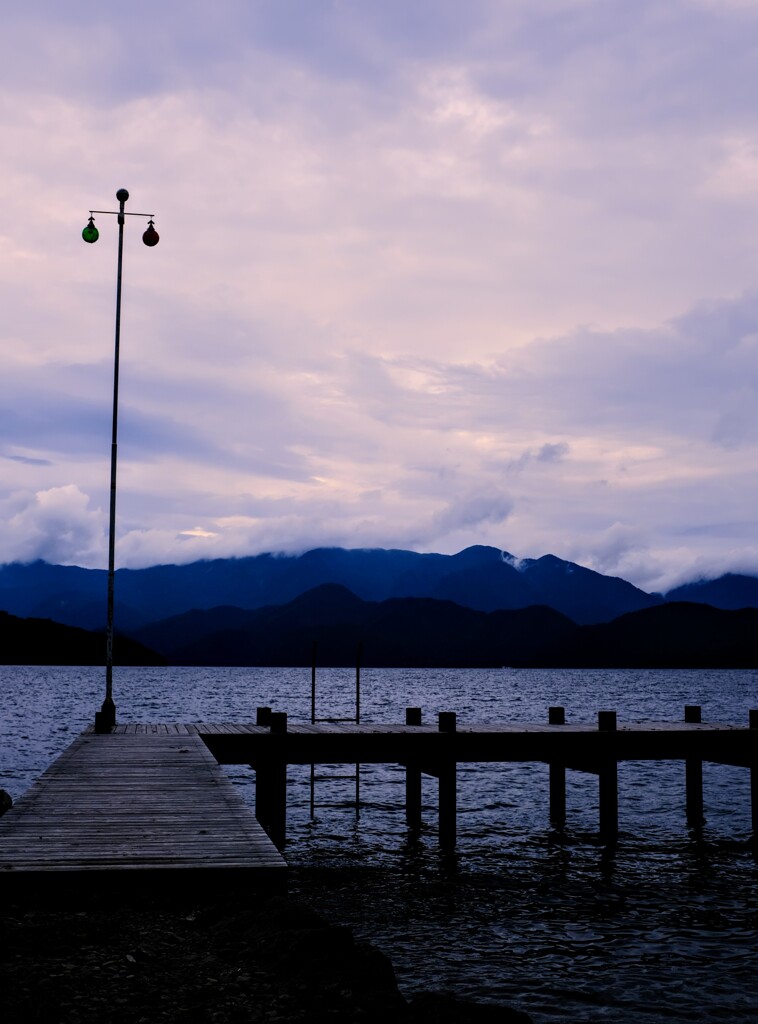 中禅寺湖畔