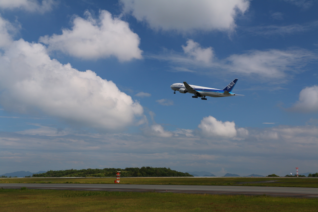 青空のもと，羽田へ向けて