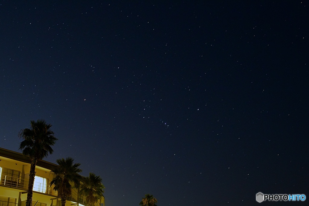 オリオン座のある星空