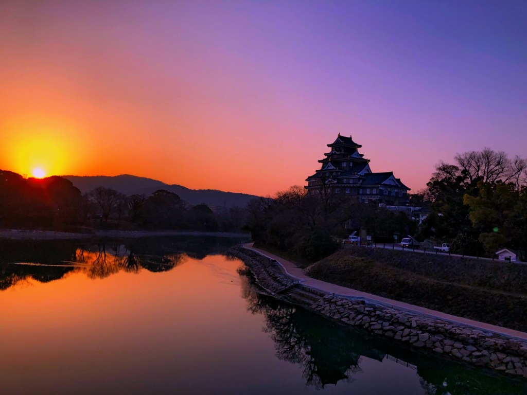 岡山城の朝