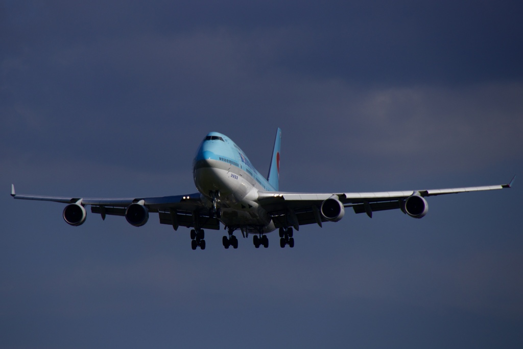 福岡空港にジャンボジェットがやってきた