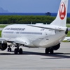 Ｂ７３７−８００と那覇空港