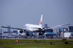 B777-200