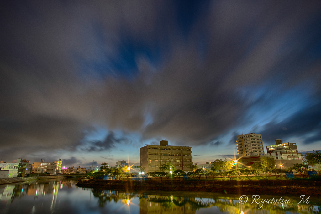 夜明け前