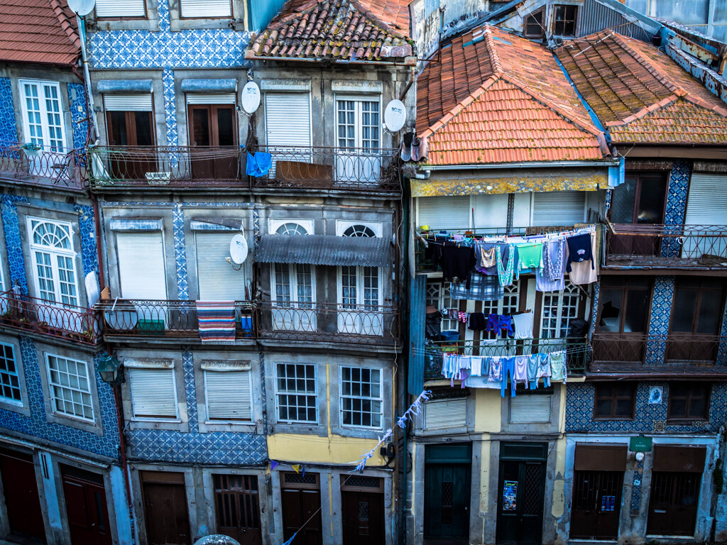 Daily life in Porto