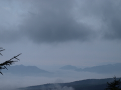 雲。雲。雲