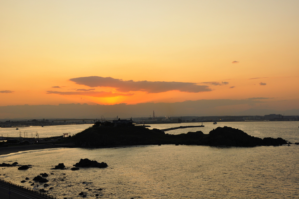 夕方、蕪島にて