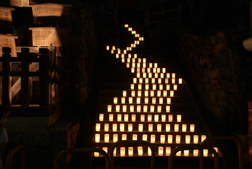 階段の灯火