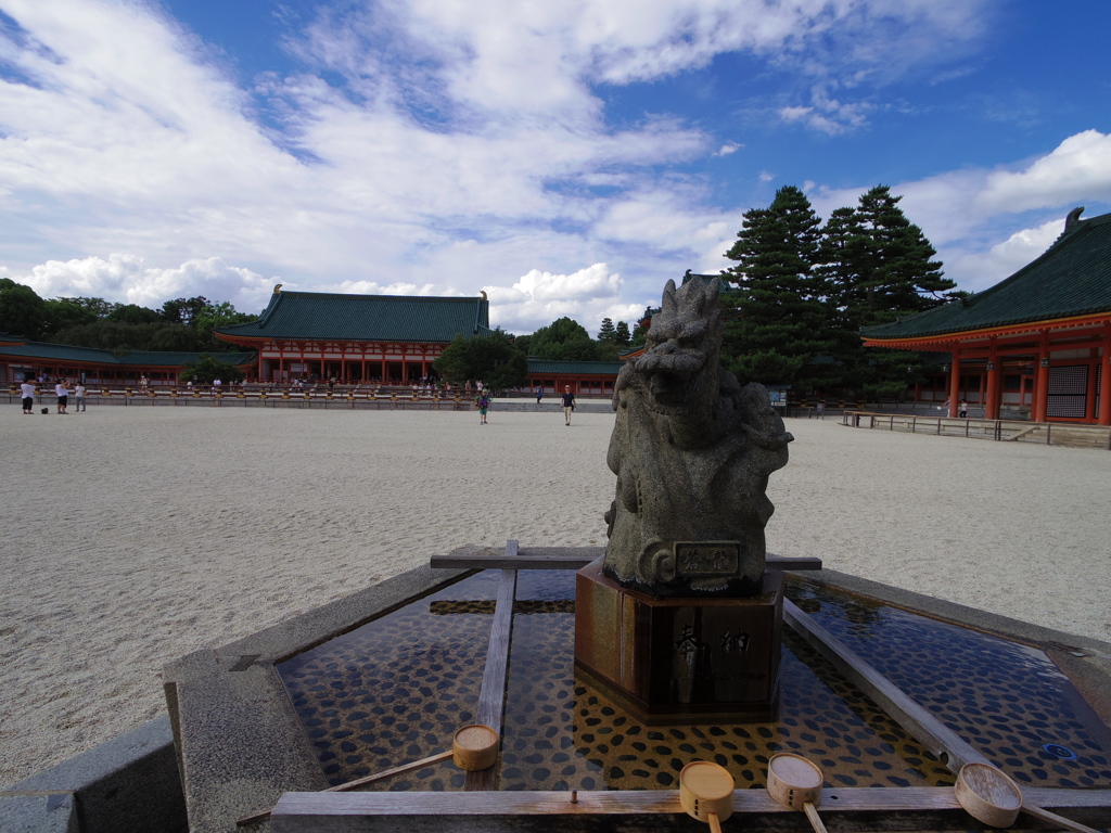 お座り