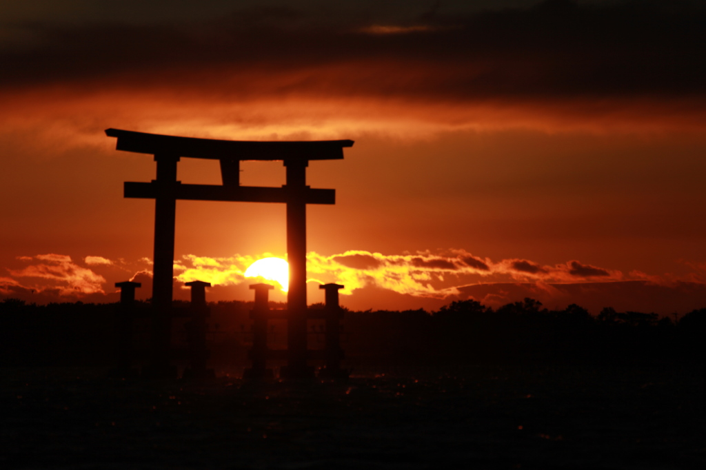 日はまた昇る