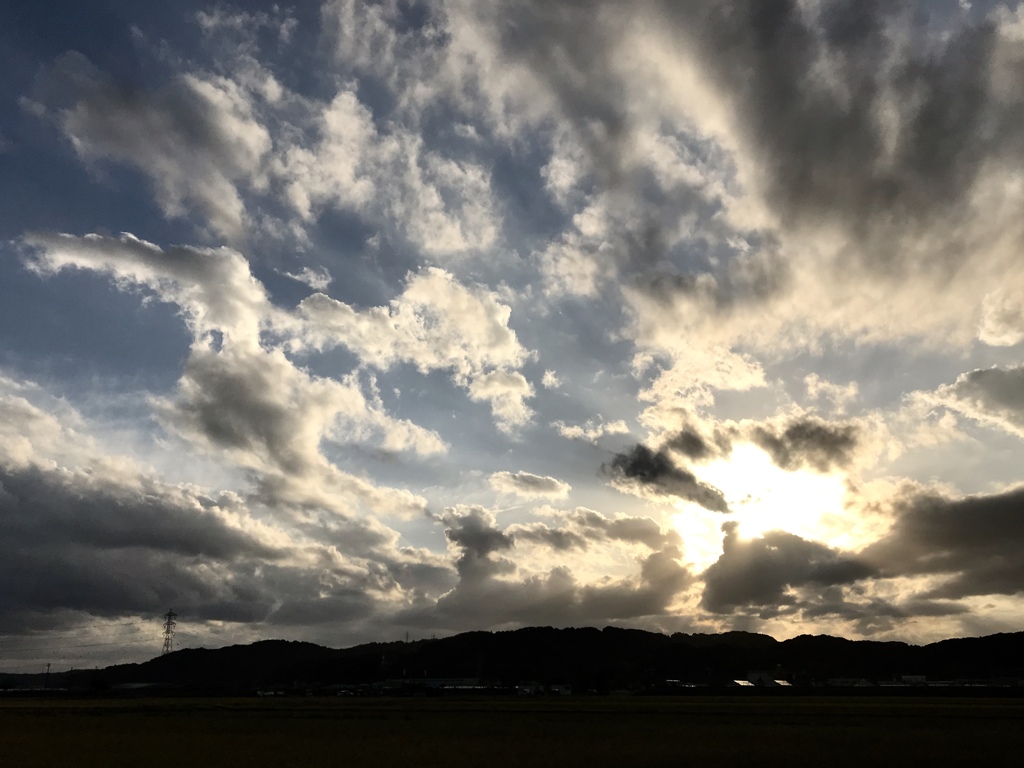 11月の空