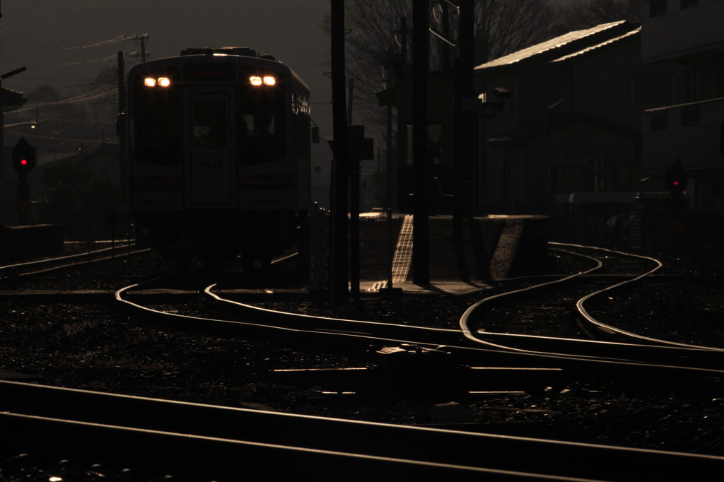 Shining Rail