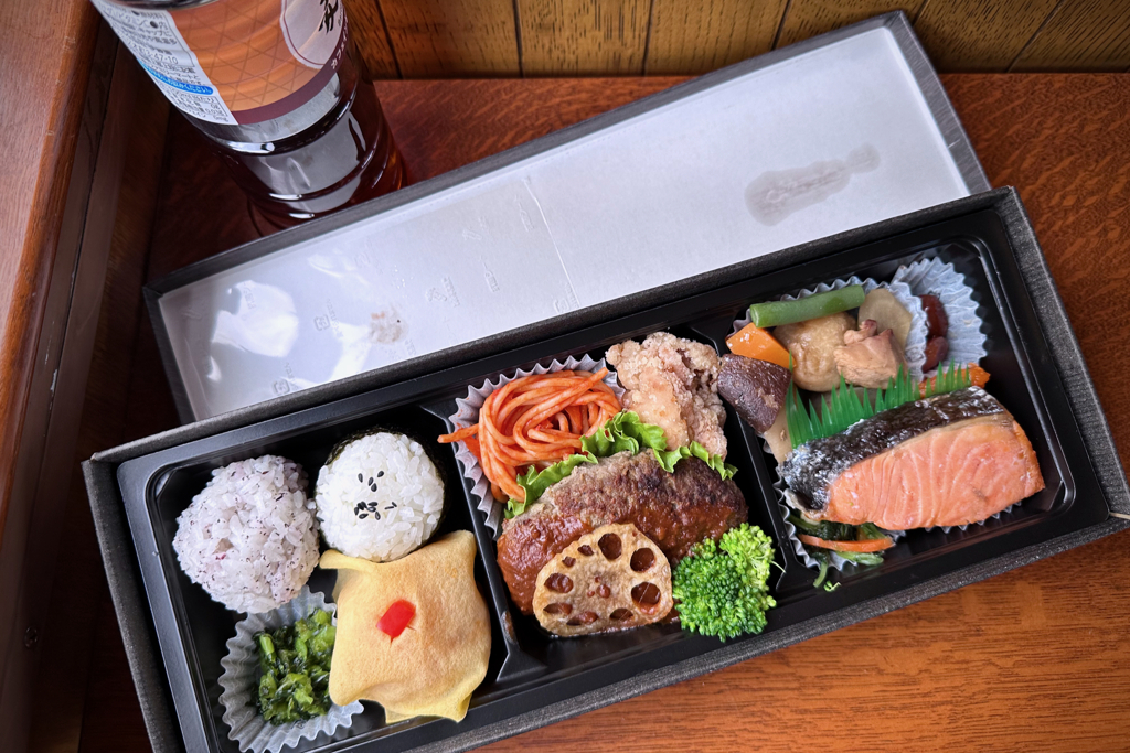 おまけ：86（ハチロク）弁当