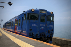 JRKYUSHU TRAINS "SEA SIDE LINER"