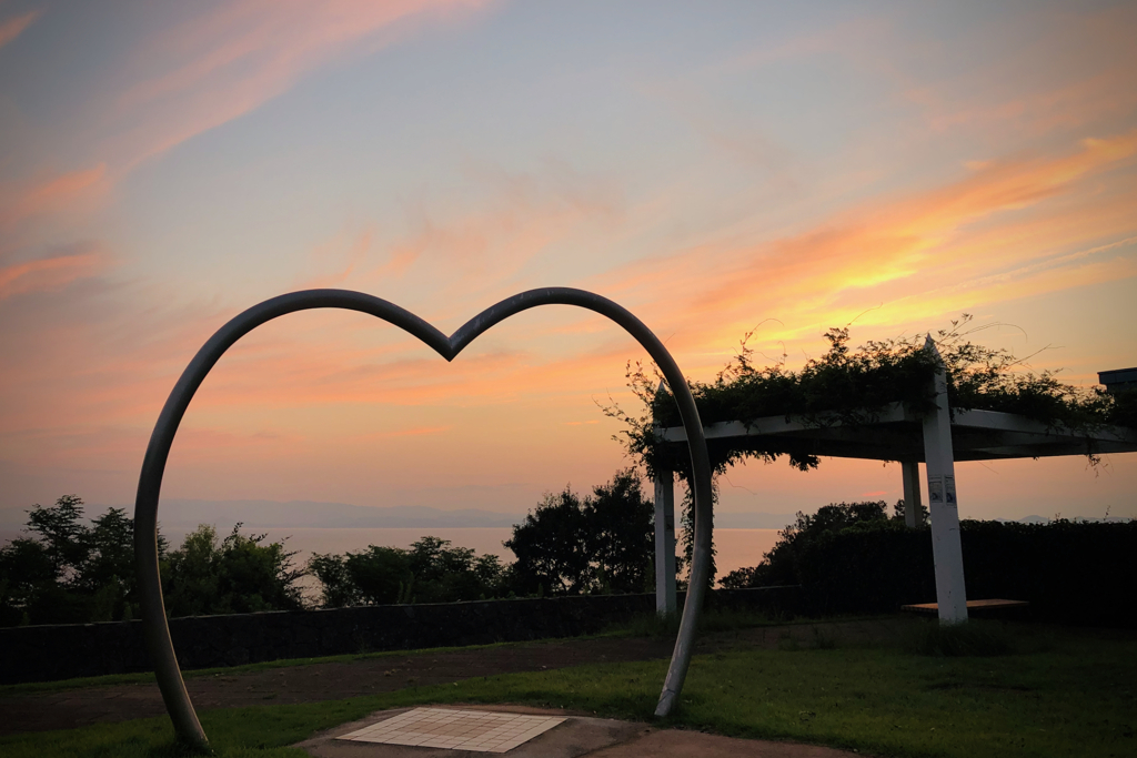 夕暮れの大村湾