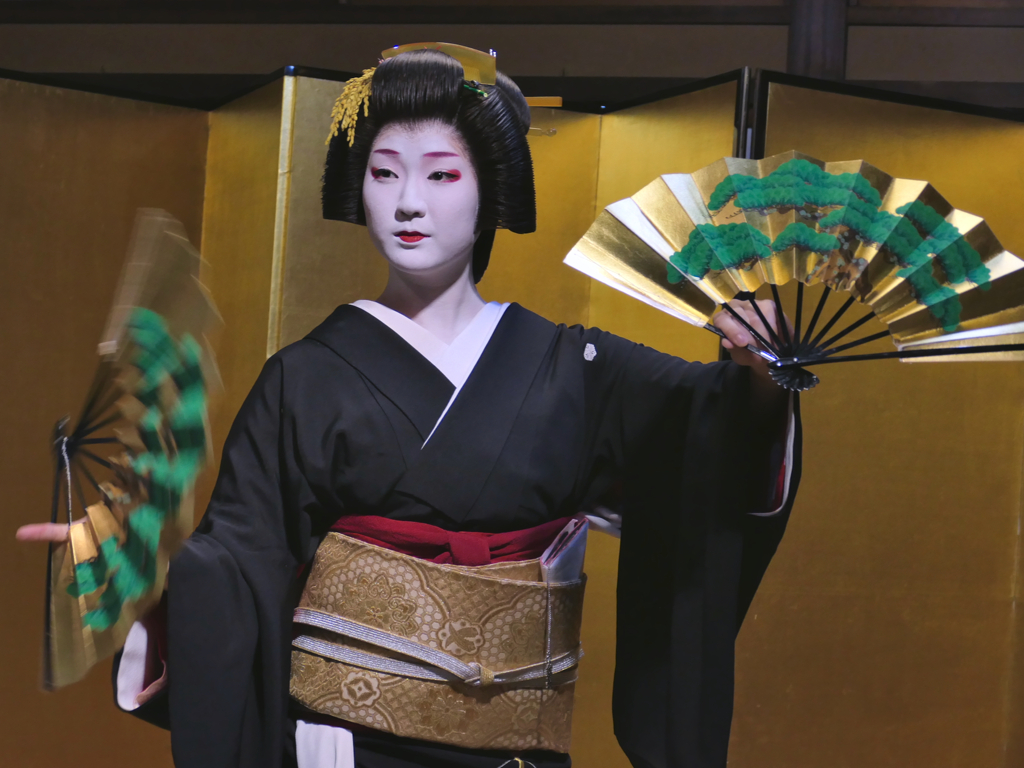 Gion-Higashi  Geiko Hinayu