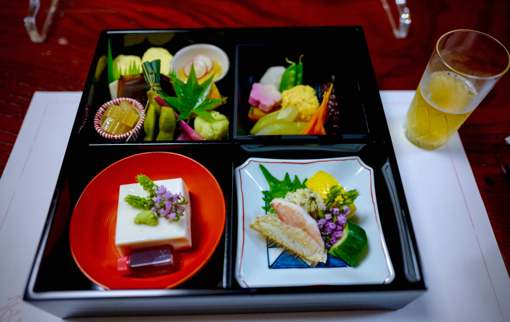 Kyoto eat : 京料理の仕出し弁当