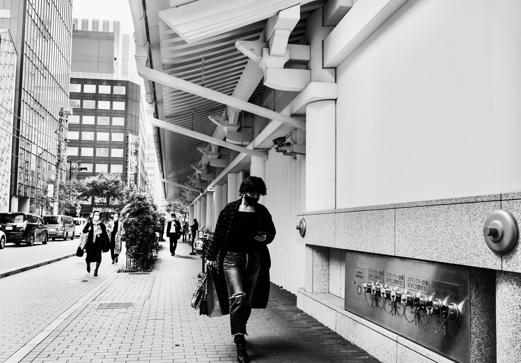 Tokyo move : Rambling with Leica