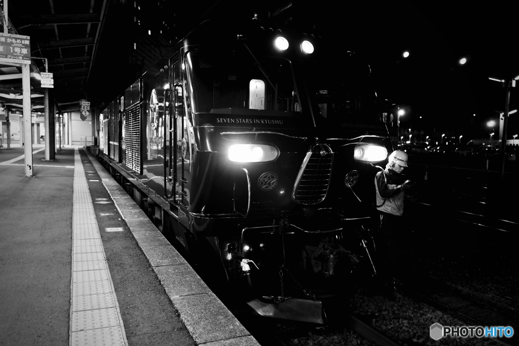 Night Worker, Night Train JRKYUSHU