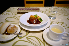 NAGASAKI EAT : 和牛ホホ肉の赤ワイン煮込み