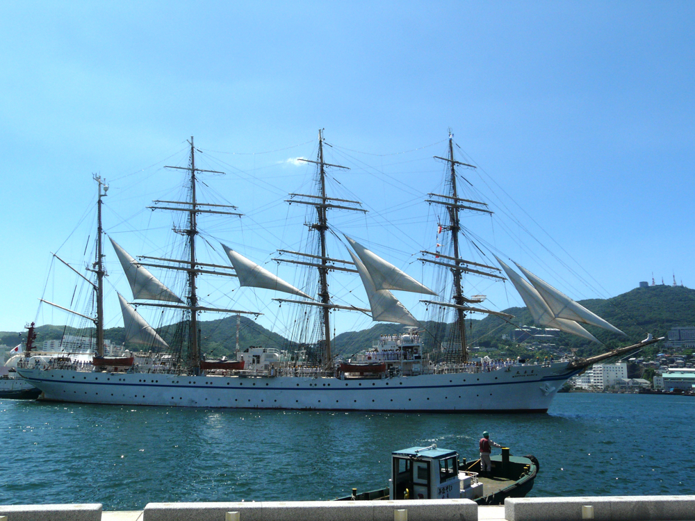 Side View of Nippon Maru II