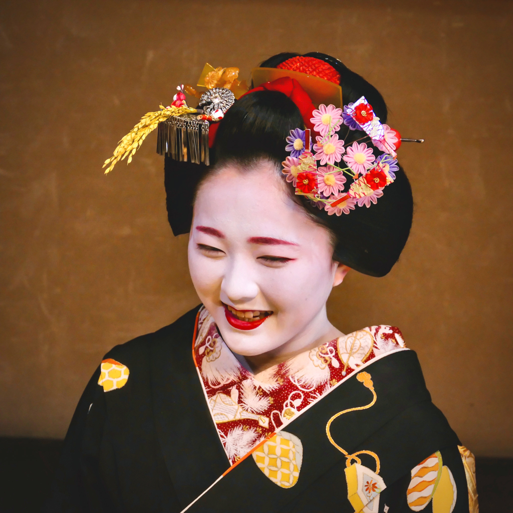 Kamishichiken Maiko Katsuki