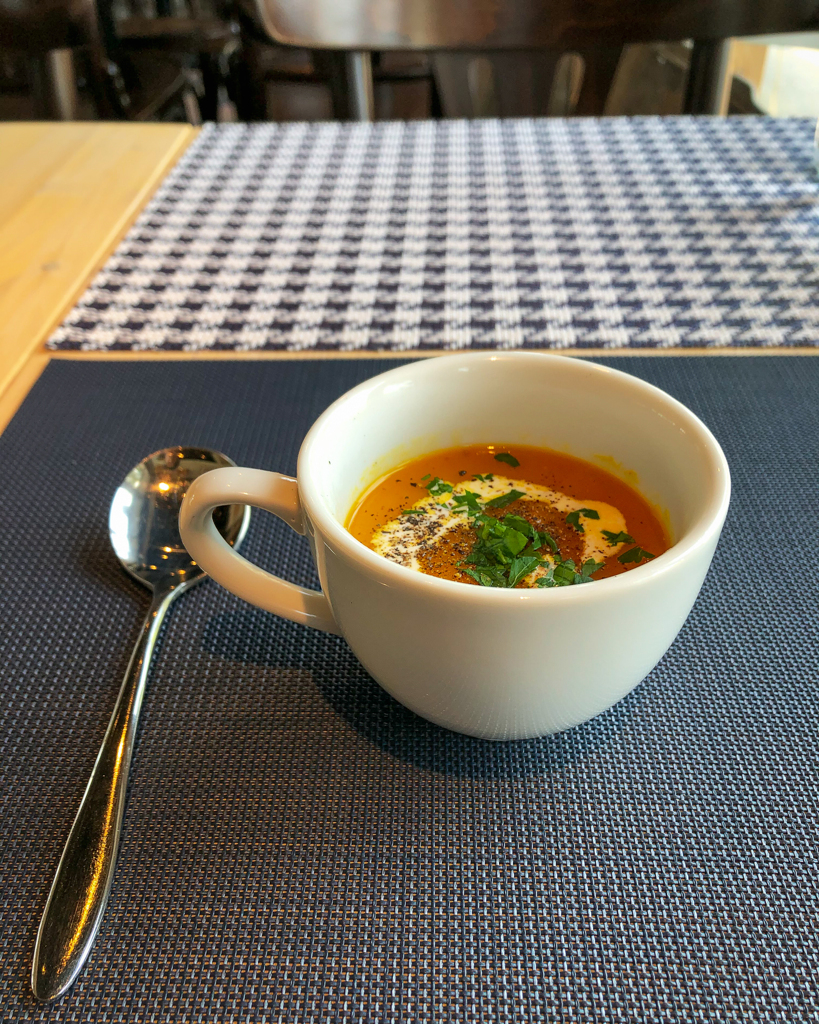 今日のスープはかぼちゃスープ