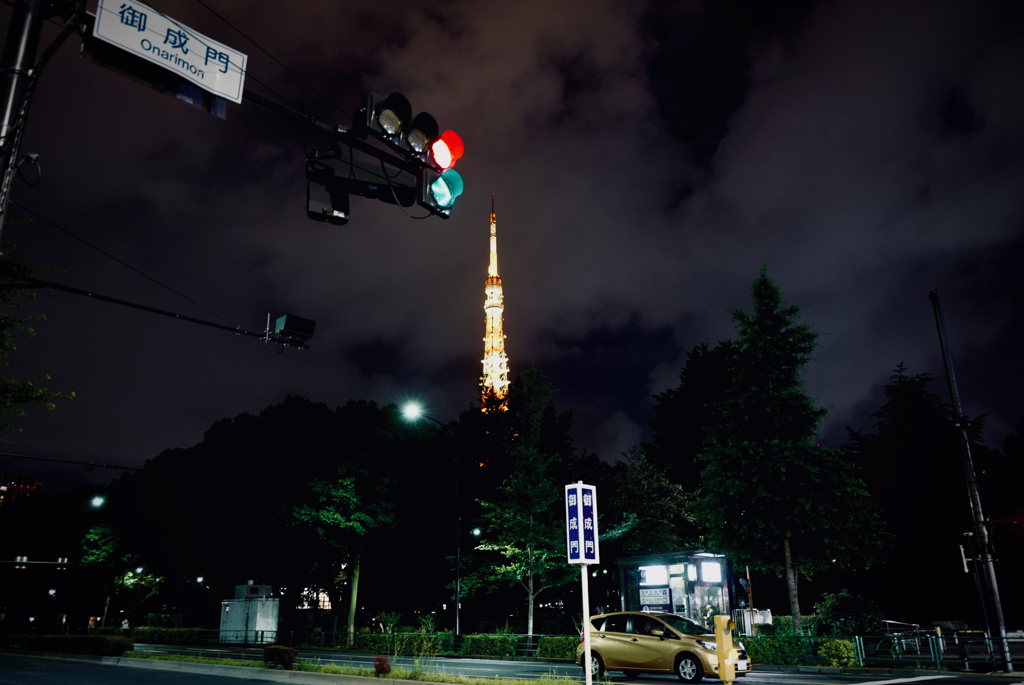 TOKYOは夜の７時