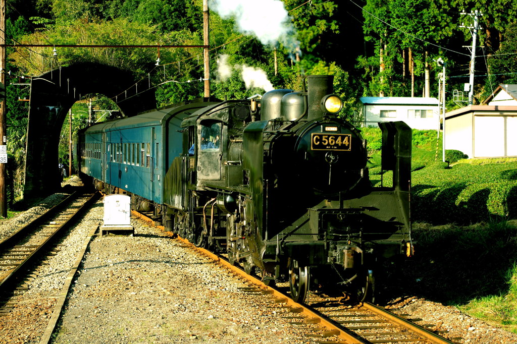 rw0437
