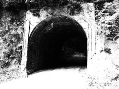 普通のトンネル