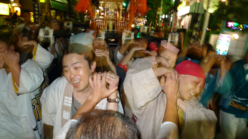 祭りだ！祭りだ～！！